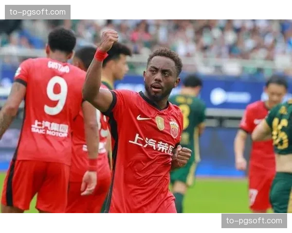 加布里埃尔进球加组织表现全面 海港进攻核心承担重任 加布里埃尔进球加组织表现全面 海港进攻核心承担重任